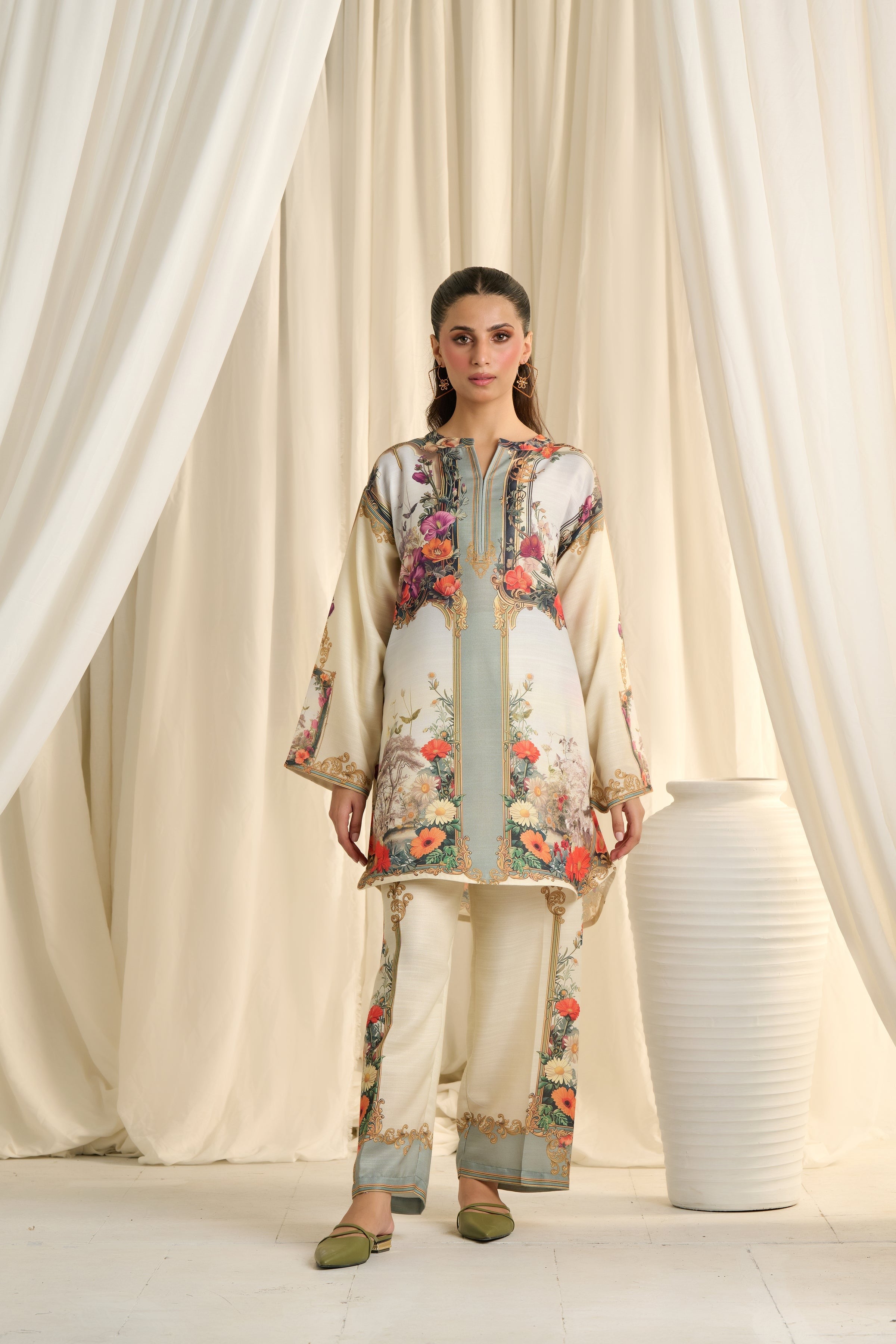 BAROQUE NEW FORMAL SILK DRESS – Hadiz outfit