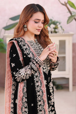 ANEELAS NEW BLACK EMBROIDERED VELVET PARTY WEAR