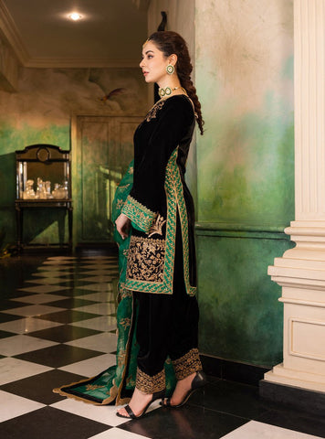 ZAINAB CHOTTANI WINTER COLLECTION