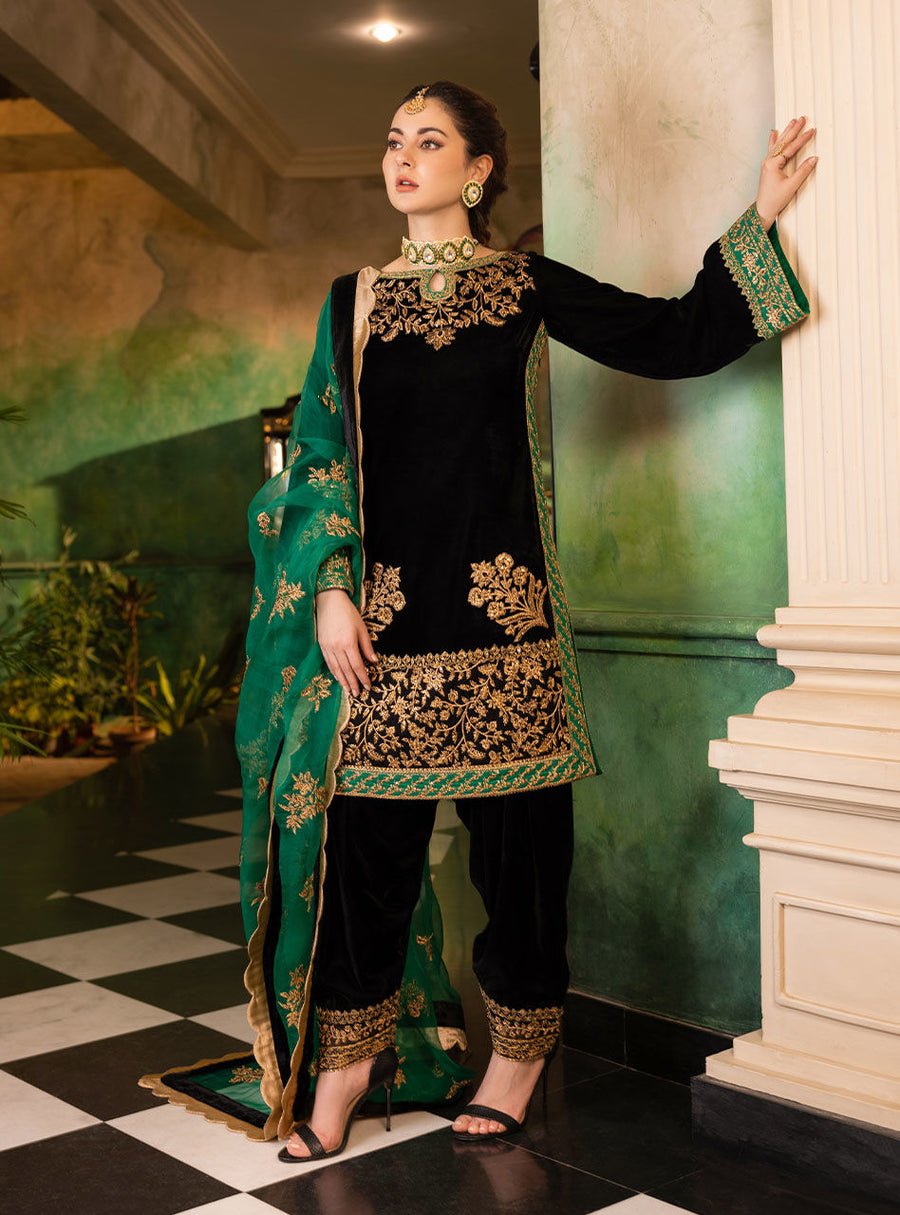 ZAINAB CHOTTANI WINTER COLLECTION