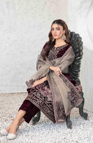 Tawakkal Fabrics Embroidered Velvet Suits