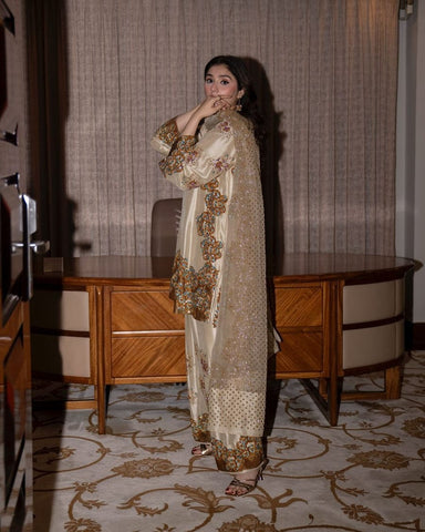 HADIZOUTFIT NEW EXCLUSIVE RAWSILK PARTY WEAR