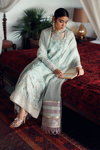 Suffuse by Sana Yasir LIVIA Self Organza 3 Piece