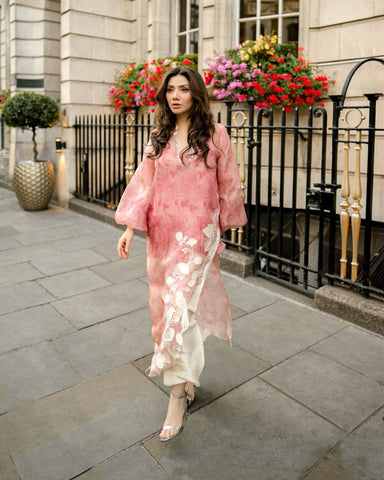 SANIA MASKATIYA NEW ORGANZA PINK PARTY WEAR DHZZ-090