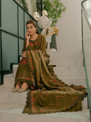 ANEELAS NEW CHIKANKARI LUXURY LAWN COLLECTION