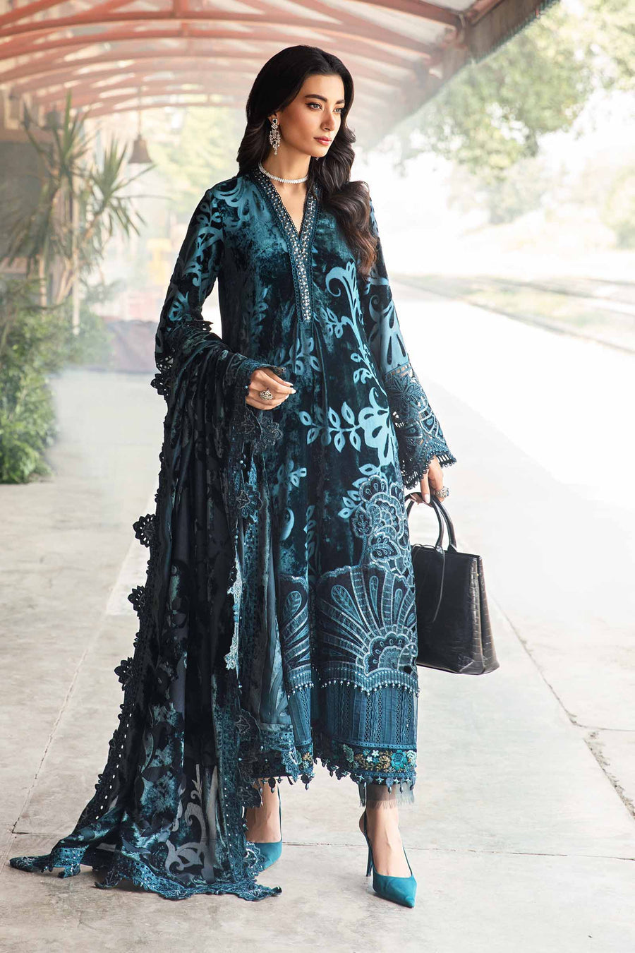 Maria b winter Luxe Palachi Embroidered 3 Piece Unstitched Suit