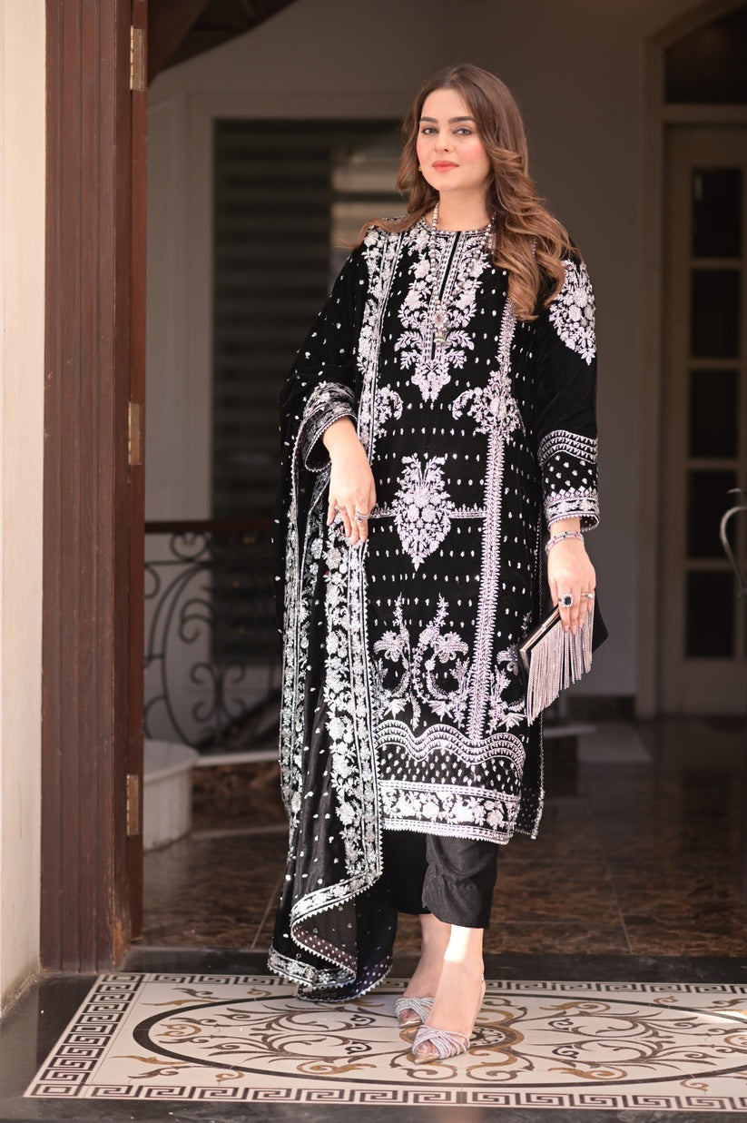 ANEELAS NEW BLACK PARTY WEAR VELVET