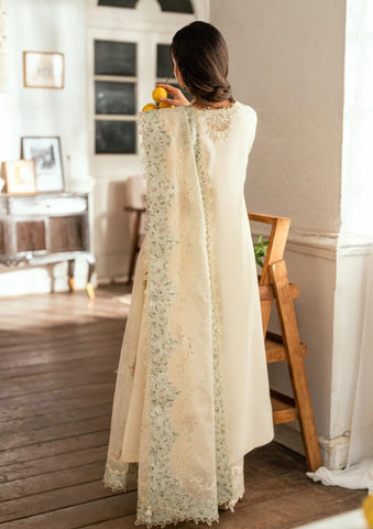 QALAMKAR NEW CHIKANKARI LUXURY LAWN COLLECTION