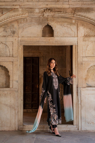 HADIZOUTFIT NEW BLACK SILK KAFTAN PARTY WEAR CBEZ -225