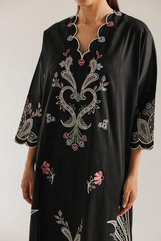 ETHNC NEW BLACK KAAFTAN STYLE SILK PARTY WEAR DEZZ-057