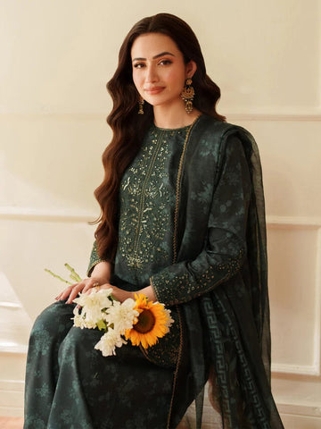 MOHAGNI NEW PRINTED LUXURY LAWN COLLECTION