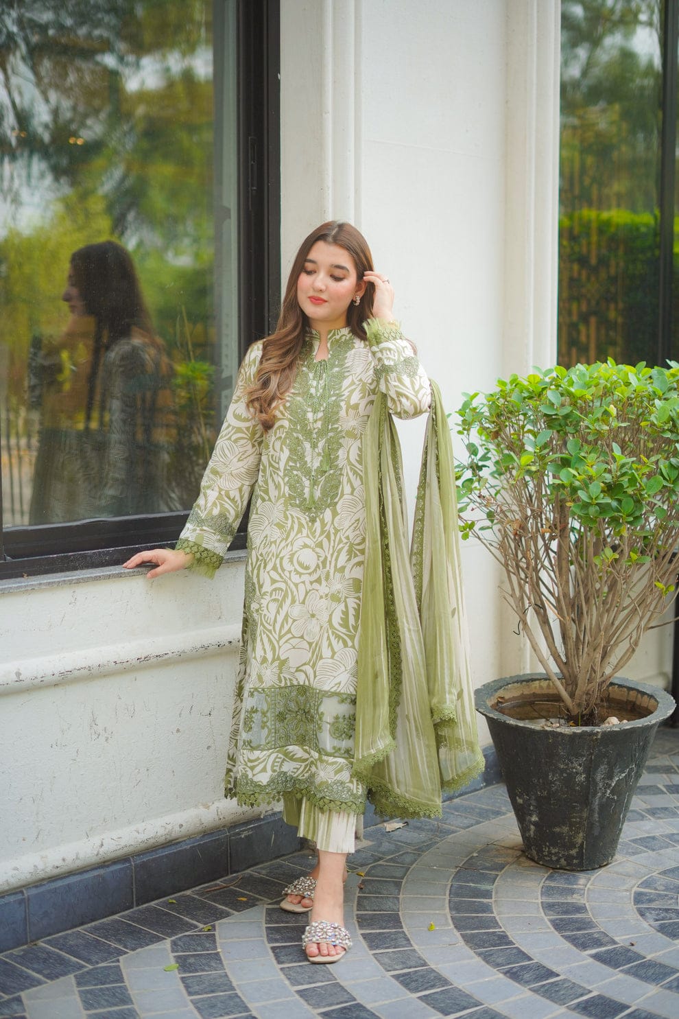 ANEELAS NEW PRINTED LUXURY LAWN COLLECTION BFEZ-028