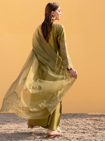 MAHNUR NEW CHIKANKARI LUXURY LAWN COLLECTION