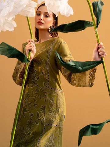 MAHNUR NEW CHIKANKARI LUXURY LAWN COLLECTION