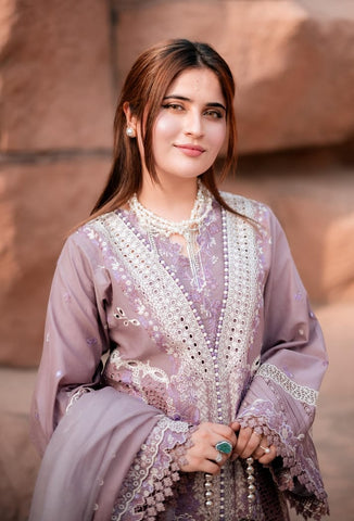 BIN ILYAS NEW CHIKANKARI LUXURY LAWN COLLECTION