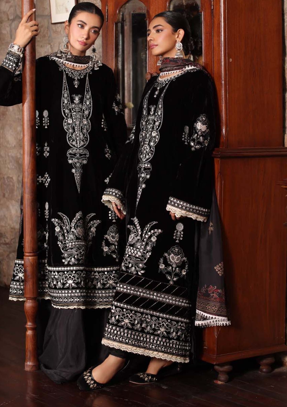 Noor by Saadia Asad Embroidered Velvet Suit