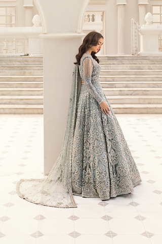 ERUM KHAN NEW EXCLUSIVE BRIDAL MAXI COLLECTION
