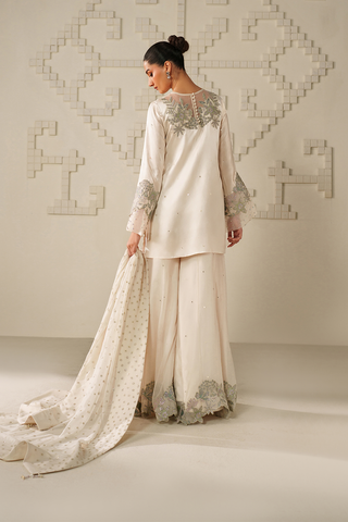 IZNIK NEW OFFWHITE CHIFFON PARTY WEAR DIZZ-036