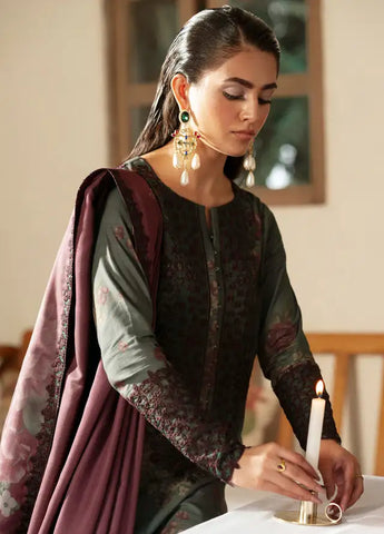 IZNIK EMBROIDERED LUXURY LAWN COLLECTION