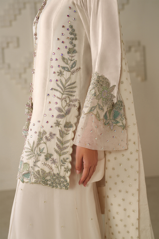 IZNIK NEW OFFWHITE CHIFFON PARTY WEAR DIZZ-036