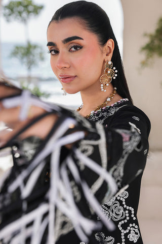 QALAMKAR NEW CHIKANKARI LUXURY LAWN COLLECTION