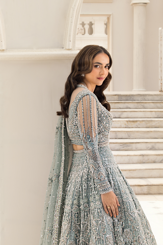 ERUM KHAN NEW EXCLUSIVE BRIDAL MAXI COLLECTION