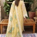 manara-x-kahf-luxury-lawn-collection-2022-kml-03a-nargis-_1_